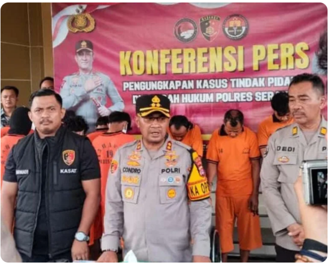 
					Empat Bandit Spesialis Pembobol Toko Dihadiahi Timah Panas Tim Resmob Polres Serang