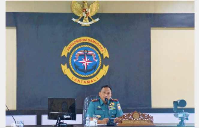 
					Wadan Lantamal I Beri Pengarahan Khusus Kepada Panitia Seleksi Penerimaan Prajurit TNI AL