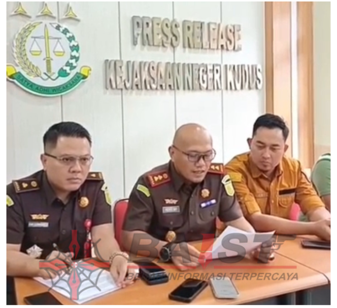 
					Kejari Kudus Tetapkan Kepala Dinas Tenaga Kerja, Perindustrian, Koperasi dan UMKM  Dalam Kasus Korupsi