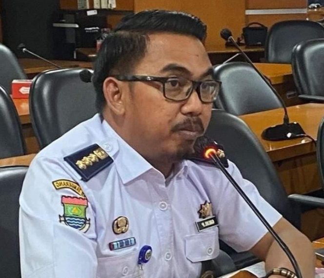 
					Buntut Kades Wanakerta  Berurusan Dengan Hukum.