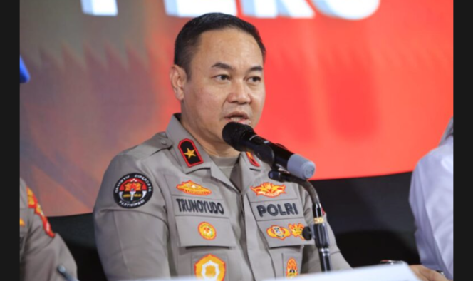 
					Polri Akan Tindak Tegas Preman Berkedok Ormas yang Ganggu Investasi