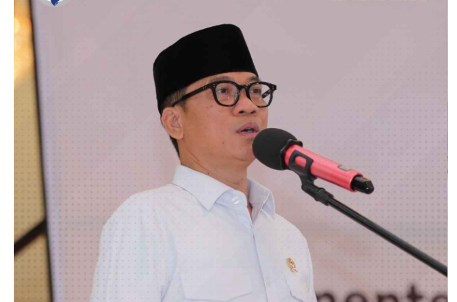 
					Mendes Yandri Dan Menang Luncurkan Satu Desa Satu Majelis Taklim.