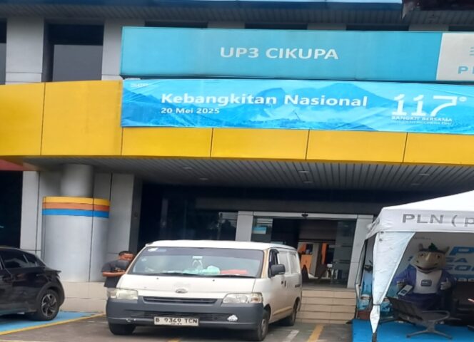
					Foto Kantor PLN cabang Cikupa. (Foto: Mantv7.id)
