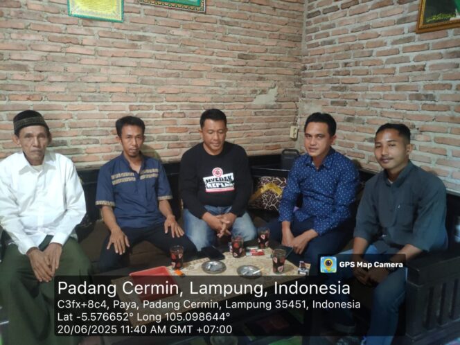 
					Padang Cermin, Pesawaran – Suasana mencekam menyelimuti Dusun Damar Perli, Desa Paya Sinar Jaya, Kecamatan Padang Cermin, Kabupaten Pesawaran. (Foto: IST. Mantv7.id)