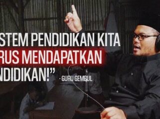 Gambar Guru Gembul di podcast. (Foto: IST. Mantv7.id)